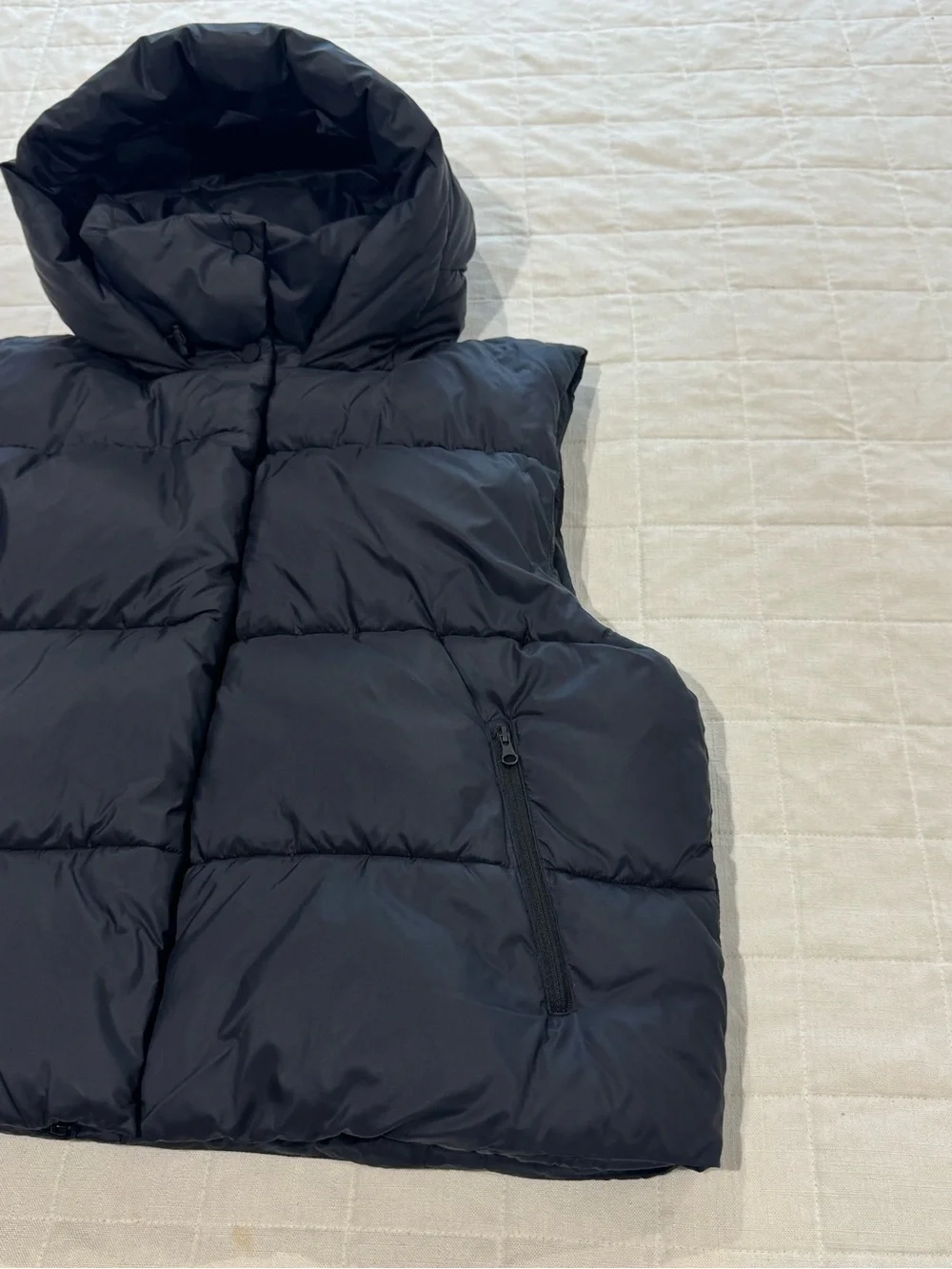 ALO Yoga Gold Rush Puffer Vest